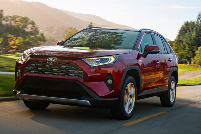 2019-Toyota-RAV4-Hybrid-1.jpg