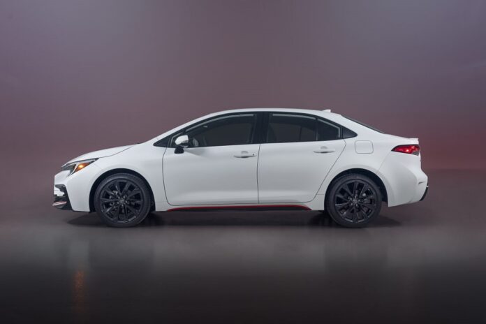 2023_Corolla_Infrared_Special_Special_Edition_002-1500x1000-1.jpg