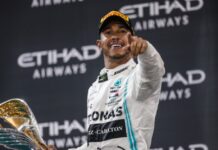 ¿En que puesto de las más buscadas personalidades deportivas se encuentra Lewis Hamilton ?