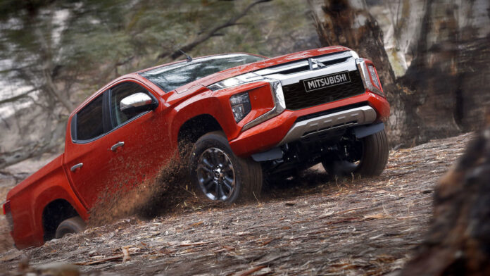 2019-mitsubishi-triton-l200-2.jpg