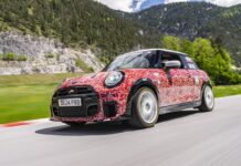 Antes de su estreno mundial, el nuevo MINI John Cooper Works debutará en las 24 Horas de Nürburgring