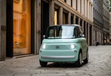 El Puerto de Livorno en Italia, incautó a decenas de Fiat Topolinos que no eran Italianos