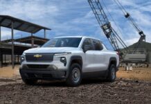 La nueva camioneta Chevrolet Silverado eléctrica arrastra un precio que mete miedo