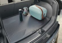 Kia presenta el primer accesorio para automóviles del mundo fabricado con plástico reciclado de la Gran Isla de Basura del Pacífico