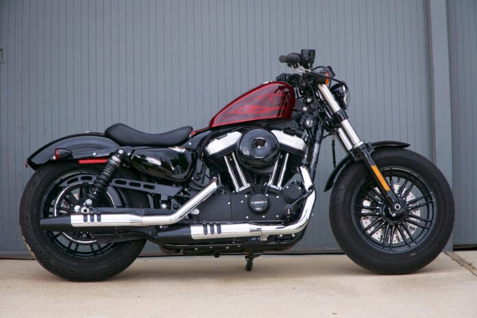 2017-Harley-Davidson-Sportster-Forty-Eight-Review-Motorcycle-Test-1.jpg