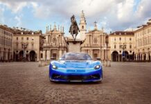 ¿Cuáles son los 5 autos deportivos eléctricos que se destacan por su combinación de velocidad y elegancia?