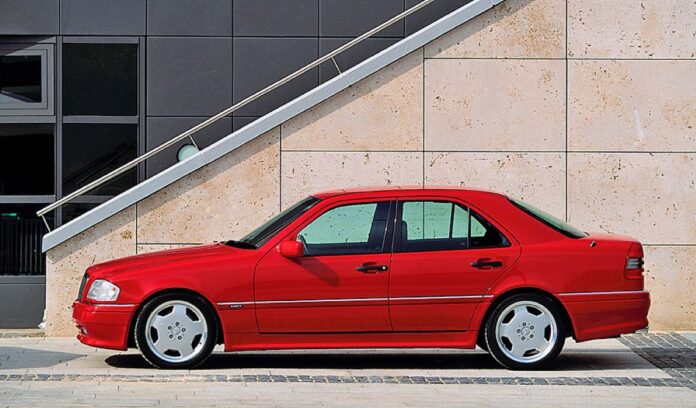 Mercedes-Benz-C36-AMG.jpg