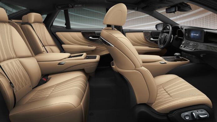 2024_Lexus_LS_500_005.jpg
