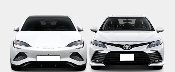 byd-seal-2022-sedan-vs-toyota-camry-2017-sedan.jpg